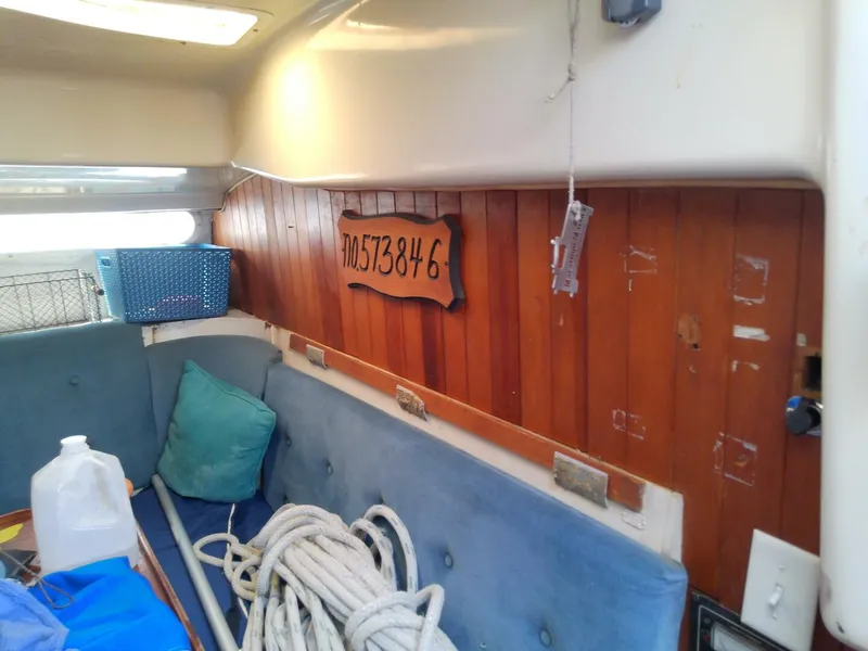 Slide: The Image of Morgan Out Island 41 1975 - 5257167