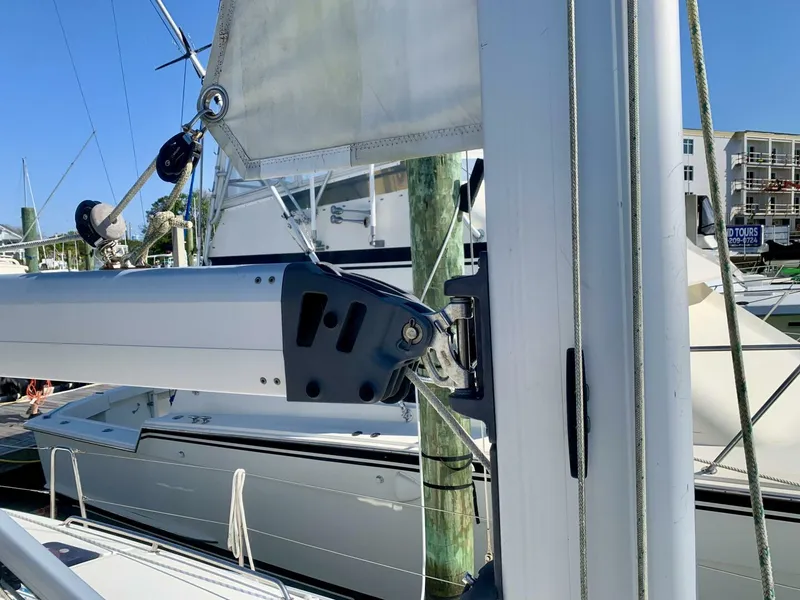 Slide: The Image of Bavaria 36 Cruiser 2013 - 5280112