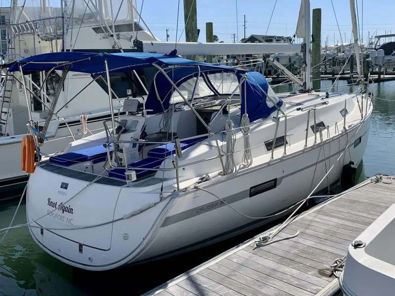 Slide: The Image of Bavaria 36 Cruiser 2013 - 5280083