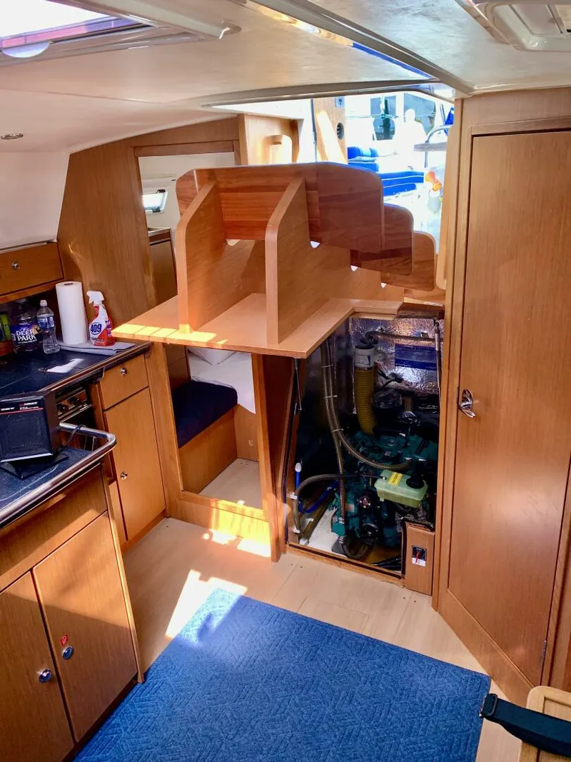 Slide: The Image of Bavaria 36 Cruiser 2013 - 5280130