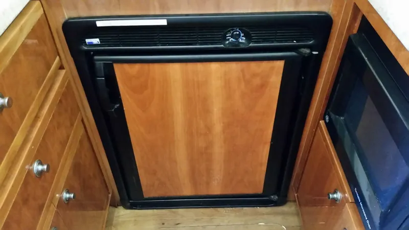 Slide: The Image of Bertram Convertible 2001 - 5281428