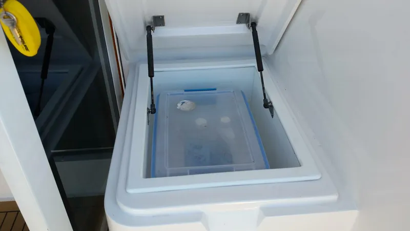 Slide: The Image of Bertram Convertible 2001 - 5281447