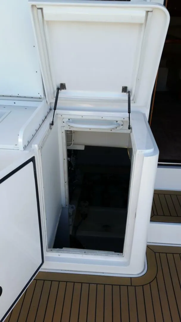 Slide: The Image of Bertram Convertible 2001 - 5281448