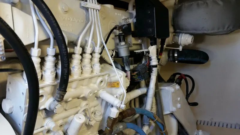 Slide: The Image of Bertram Convertible 2001 - 5281452