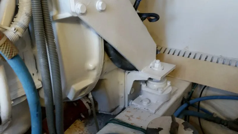 Slide: The Image of Bertram Convertible 2001 - 5281454