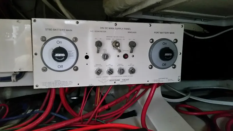 Slide: The Image of Bertram Convertible 2001 - 5281457