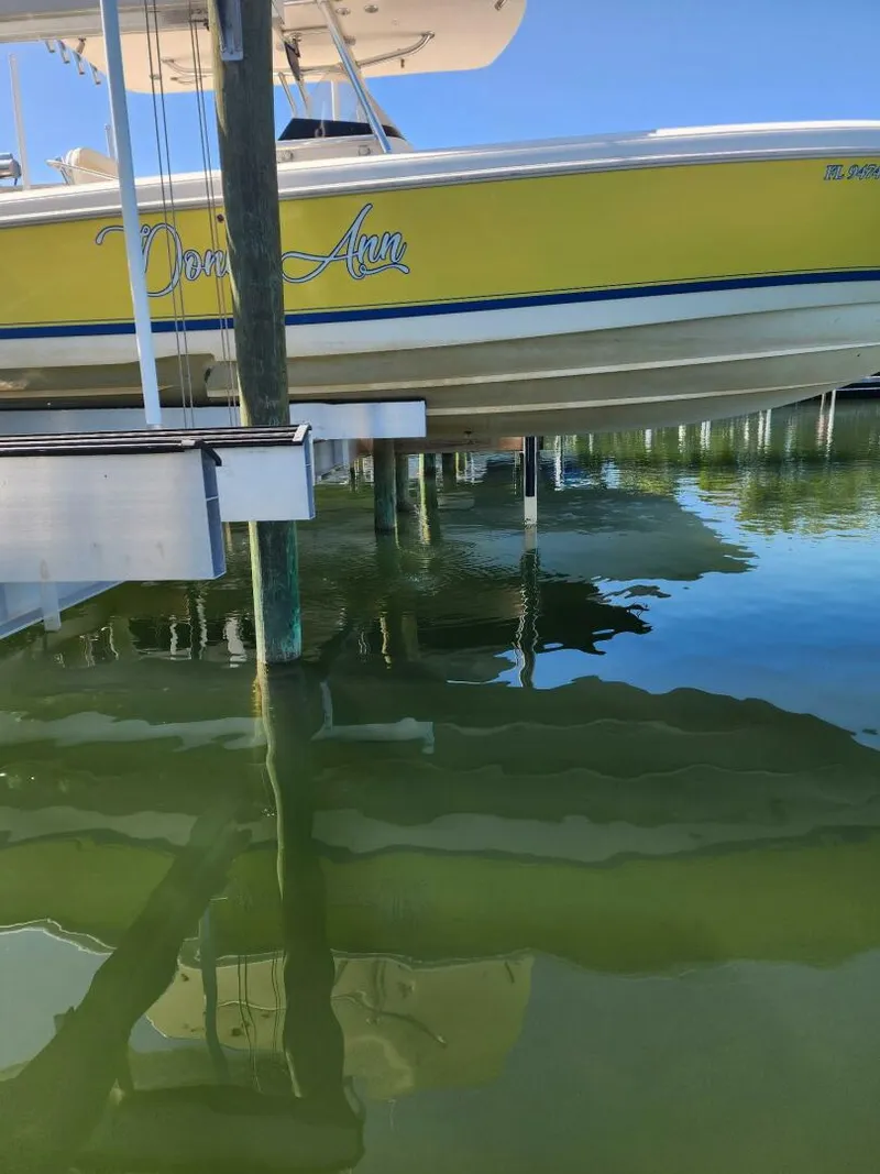 Slide: The Image of Intrepid 323 CC 2009 - 5258072