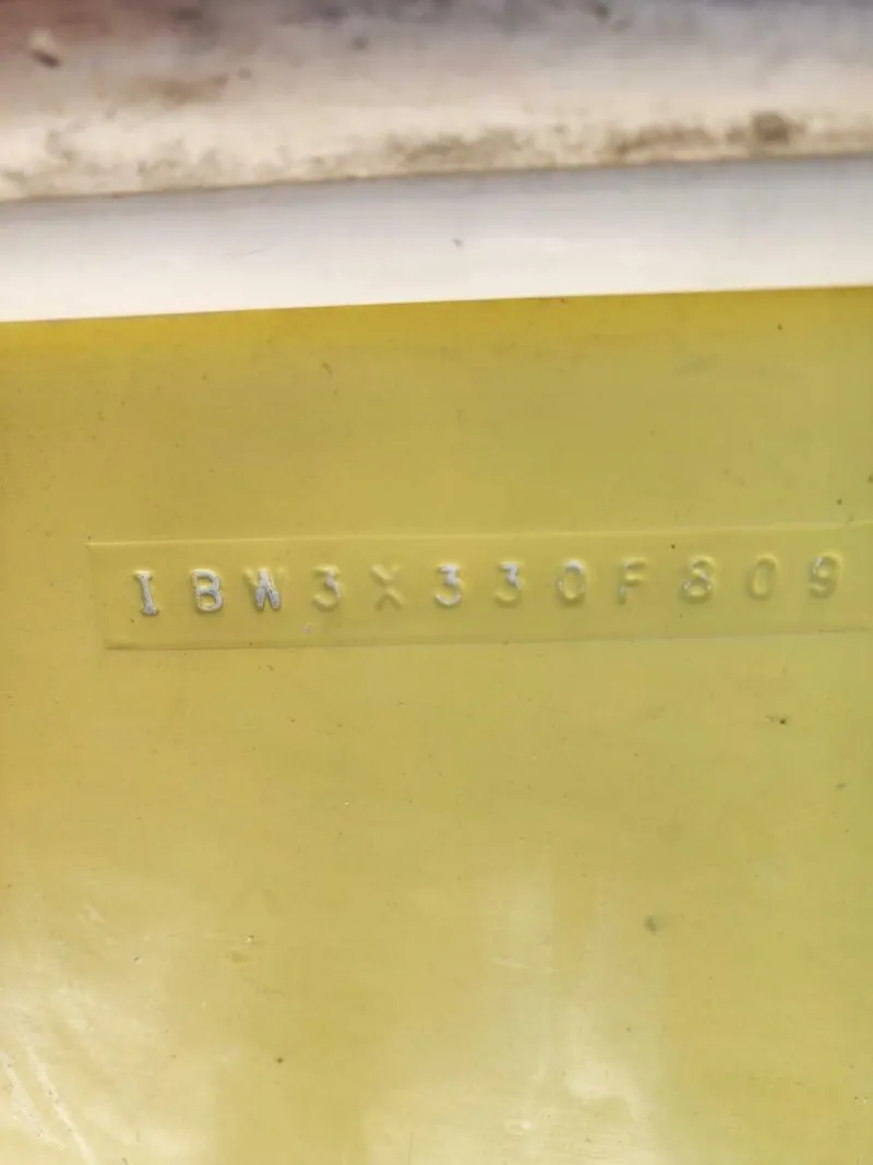 Slide: The Image of Intrepid 323 CC 2009 - 5258068