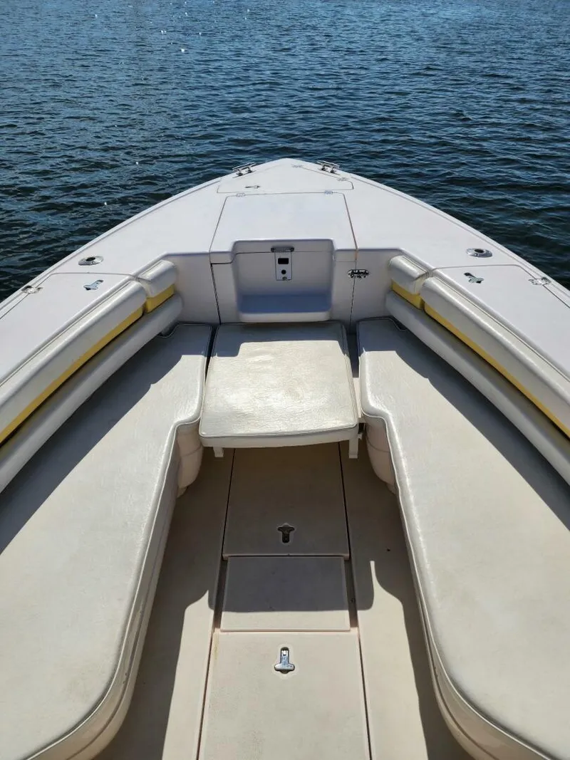 Slide: The Image of Intrepid 323 CC 2009 - 5258058