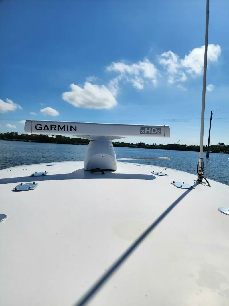 Slide: The Image of Intrepid 323 CC 2009 - 5258065