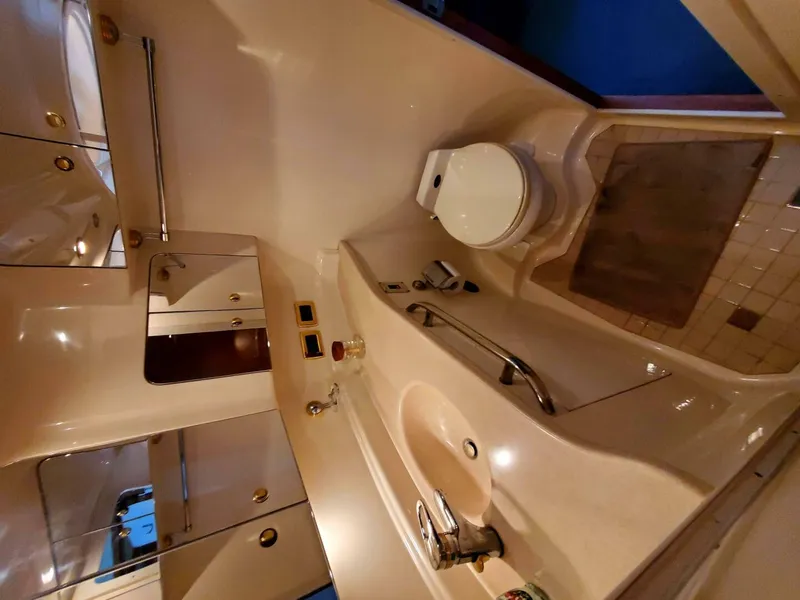 Slide: The Image of Sea Ray 51 2001 - 5281496