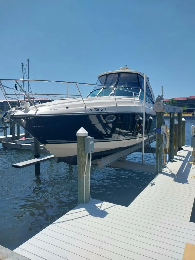 The Image of Monterey 340 Sport Yacht 2011 - 5258501