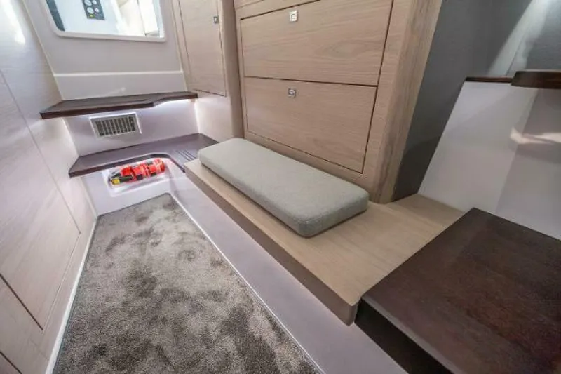 Slide: The Image of Axopar XC Cross Cabin 2025 - 5258592