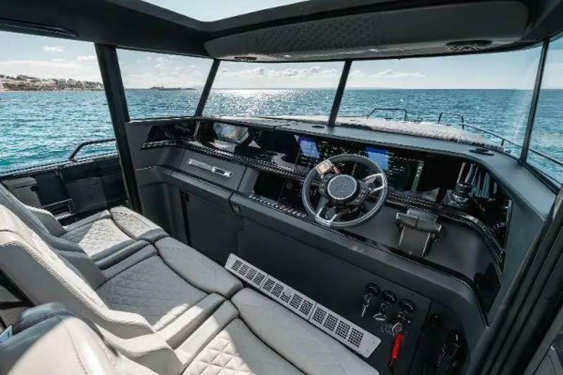 Slide: The Image of Brabus Shadow 1200 XC Cross Cabin 2025 - 5258672