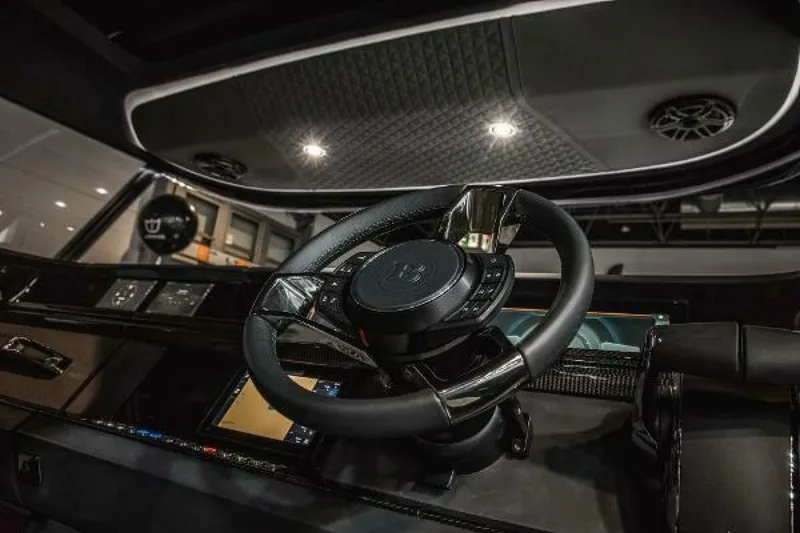 Slide: The Image of Brabus Shadow 1200 XC Cross Cabin 2025 - 5258675