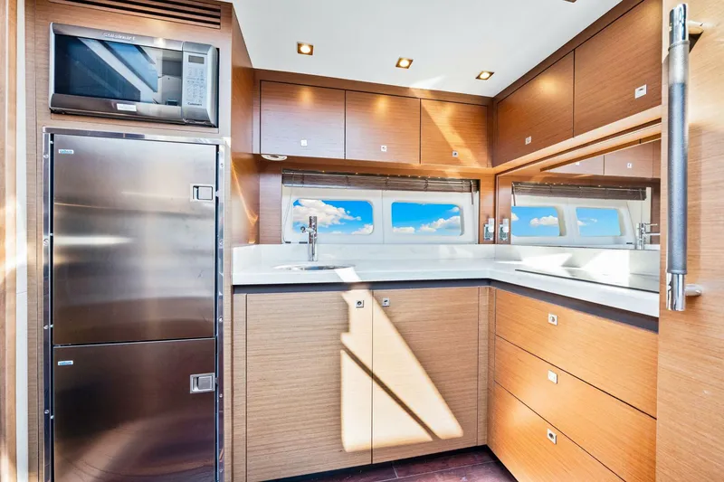 Slide: The Image of Sea Ray 510 Sundancer 2016 - 5821509