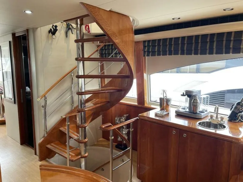 Slide: The Image of Salon Stairs Up Down - 5259089