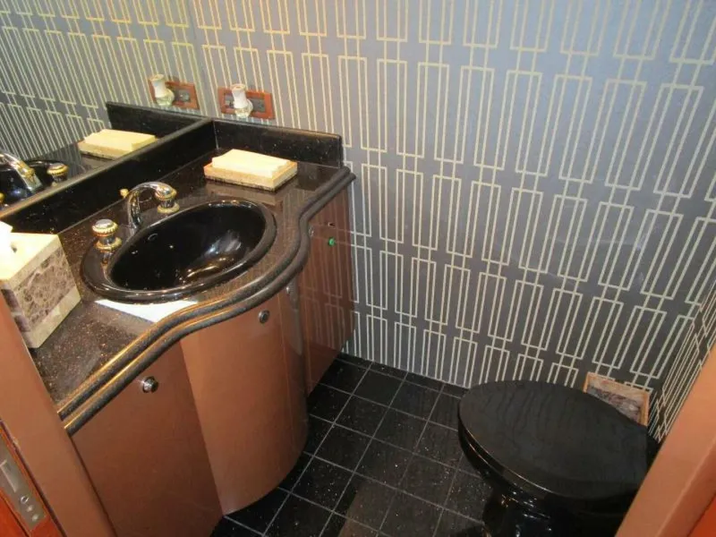 Slide: The Image of Day Head     - 5259090