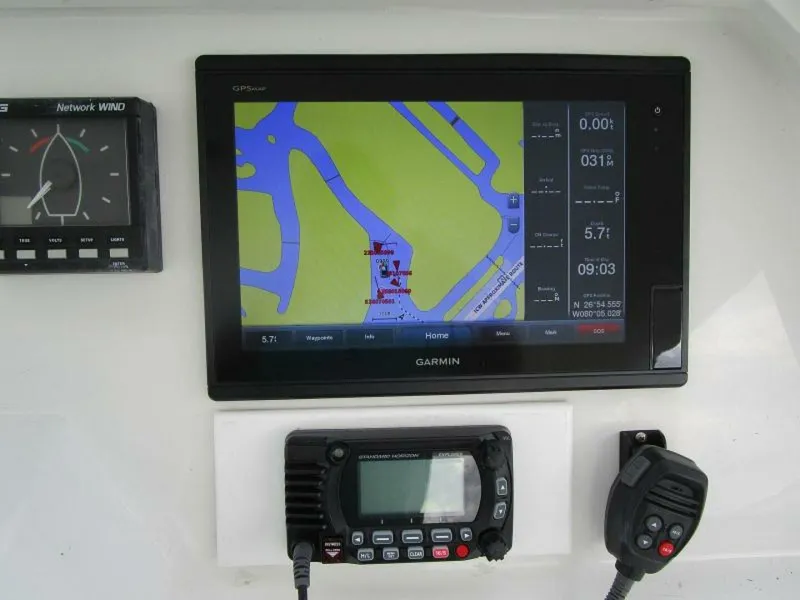 Slide: The Image of Stbd. Side of Helm      - 5259167