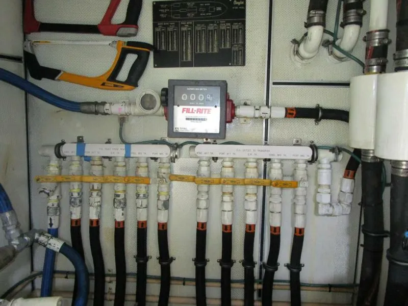 Slide: The Image of Fuel Manifold     - 5259190