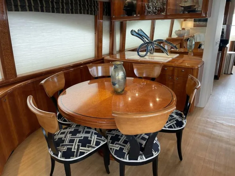 Slide: The Image of Dining Area     - 5259086