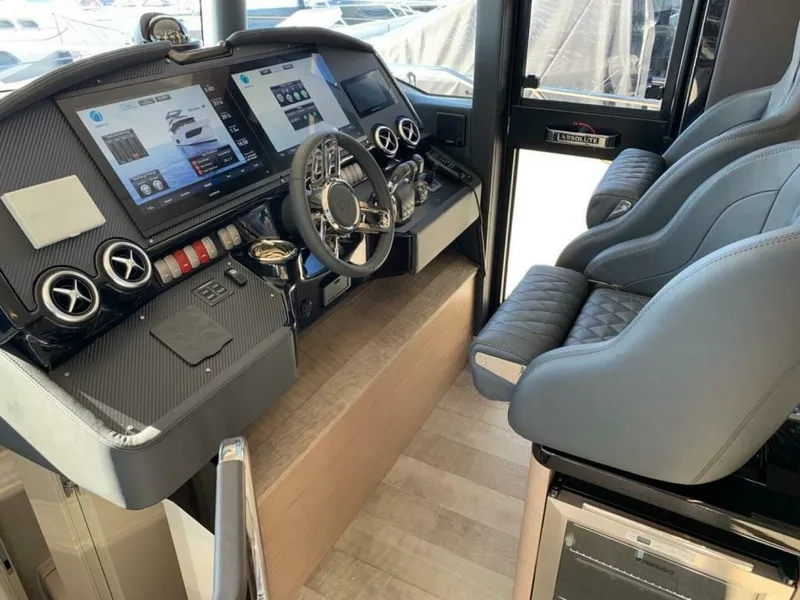 Slide: The Image of Absolute Navetta 58 2024 - 5264168