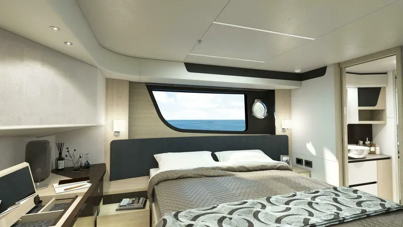 Slide: The Image of Absolute 48 Coupe 2025 - 5264196