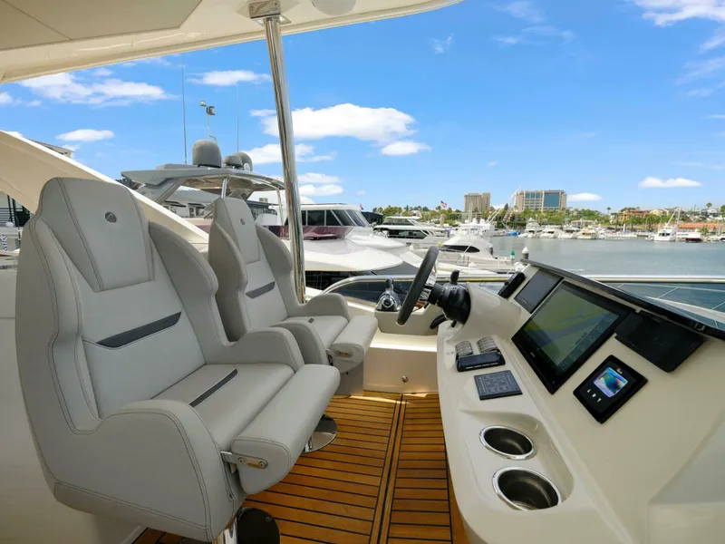 Slide: The Image of Absolute 60 Fly 2025 - 5264293