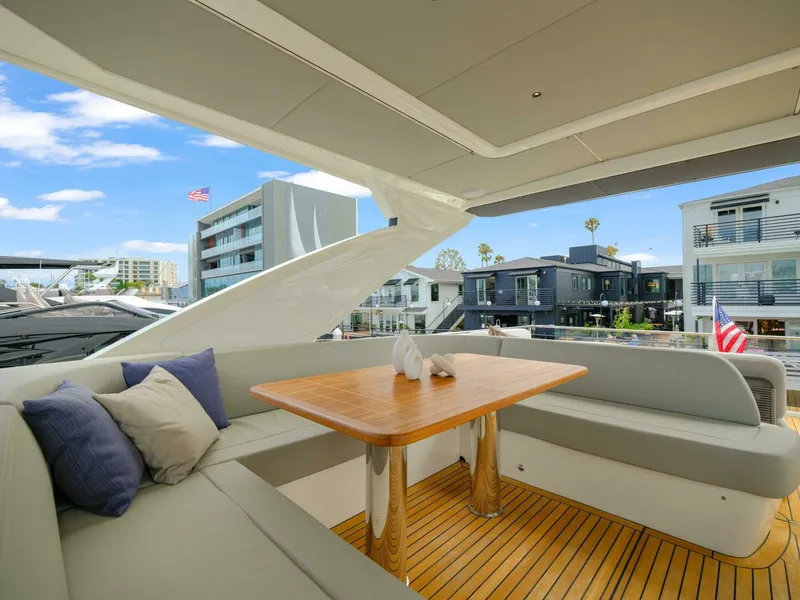 Slide: The Image of Absolute 60 Fly 2025 - 5264277