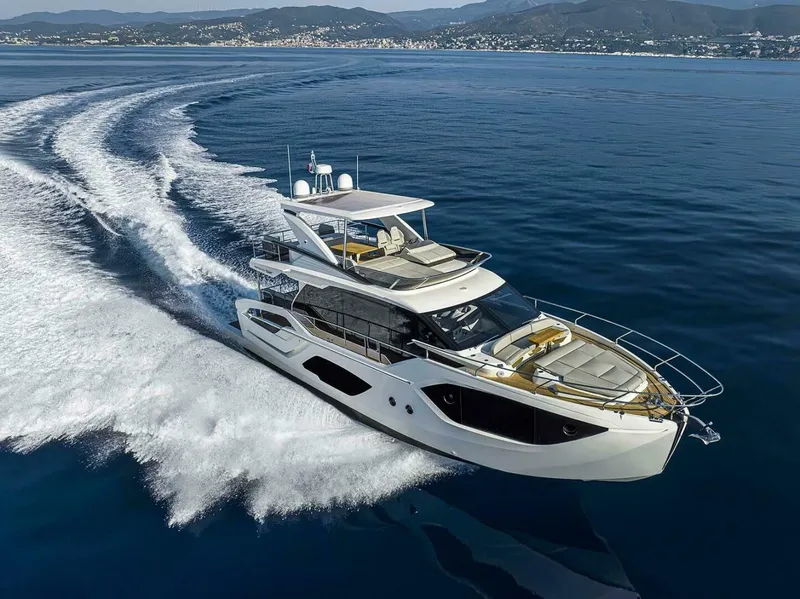 Slide: The Image of Absolute 52 Fly 2026 - 5264513