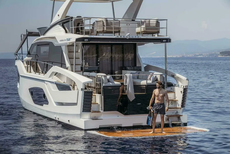 Slide: The Image of Absolute 52 Fly 2026 - 5264515