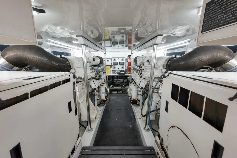 Slide: The Image of 2006 B&D 60 Custom Carolina- Engine Room - 5286410