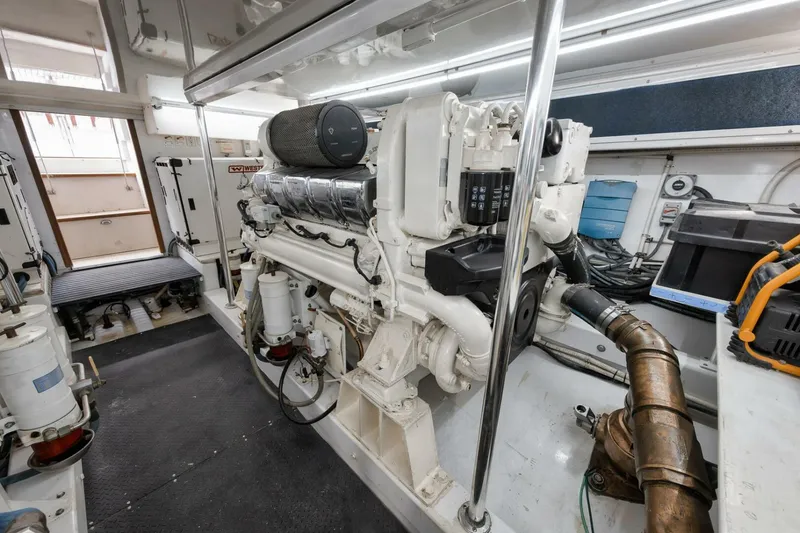 Slide: The Image of 2006 B&D 60 Custom Carolina- Engine Room - 5286423
