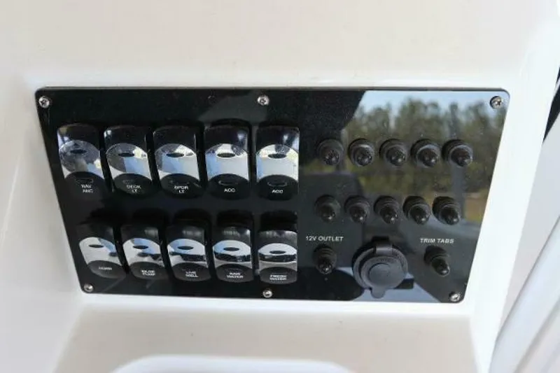 Slide: The Image of Edgewater 188CC 2024 - 5261649