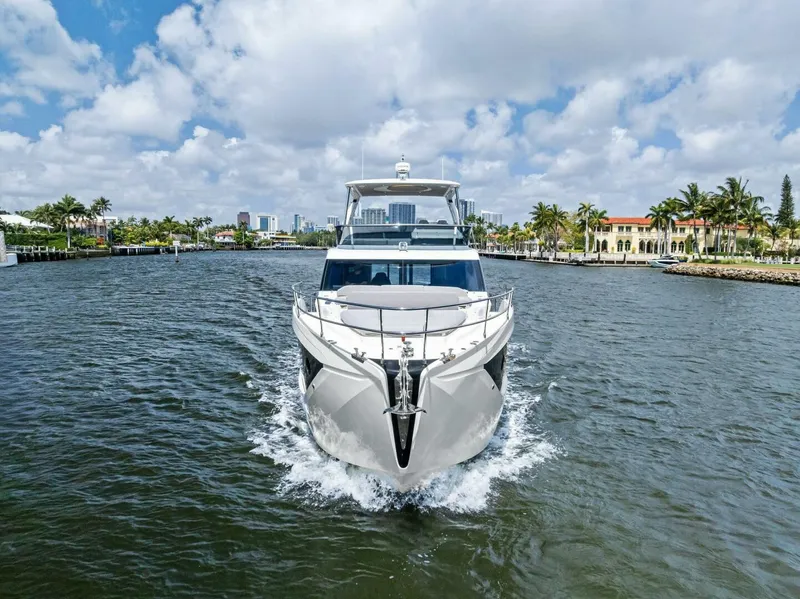 Slide: The Image of Absolute 52 Fly 2023 - 5262663