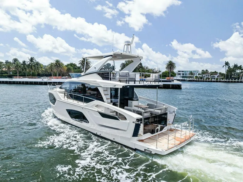 Slide: The Image of Absolute 52 Fly 2023 - 5262667