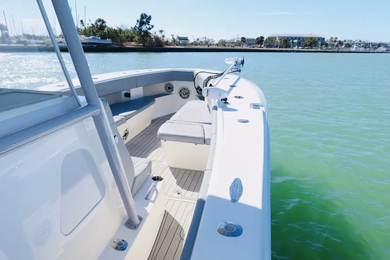 Slide: The Image of SeaVee 37 2020 - 5262524