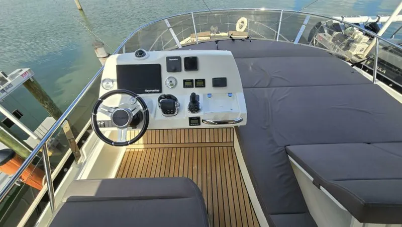 Slide: The Image of Prestige 460 2018 - 5263064