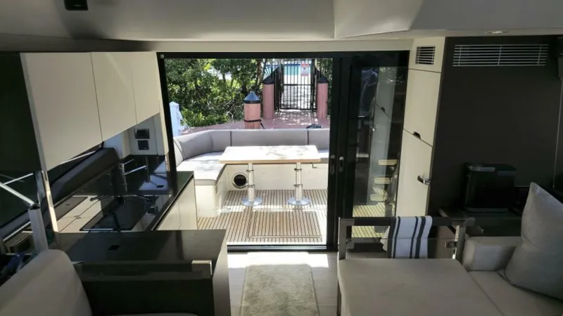 Slide: The Image of Prestige 460 2018 - 5263049