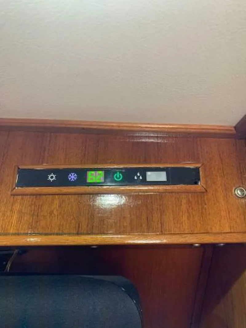 Slide: The Image of Ocean Yachts 55 Super Sport 1985 - 5263513