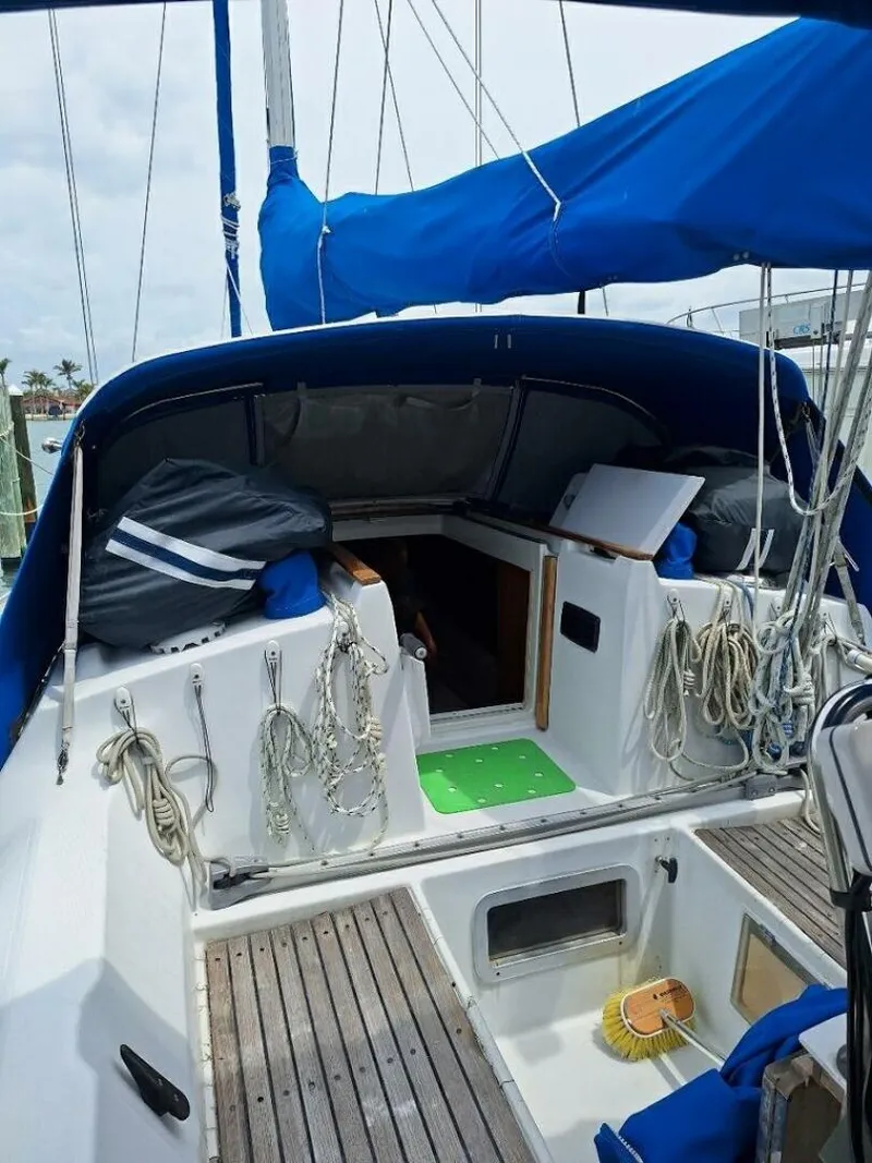 Slide: The Image of Beneteau 350 Oceanis 1988 - 5299020