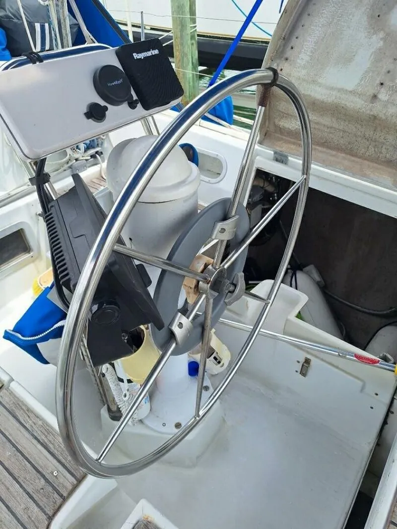 Slide: The Image of Beneteau 350 Oceanis 1988 - 5299022