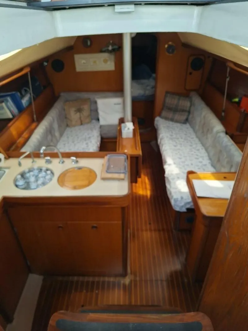Slide: The Image of Beneteau 350 Oceanis 1988 - 5299027