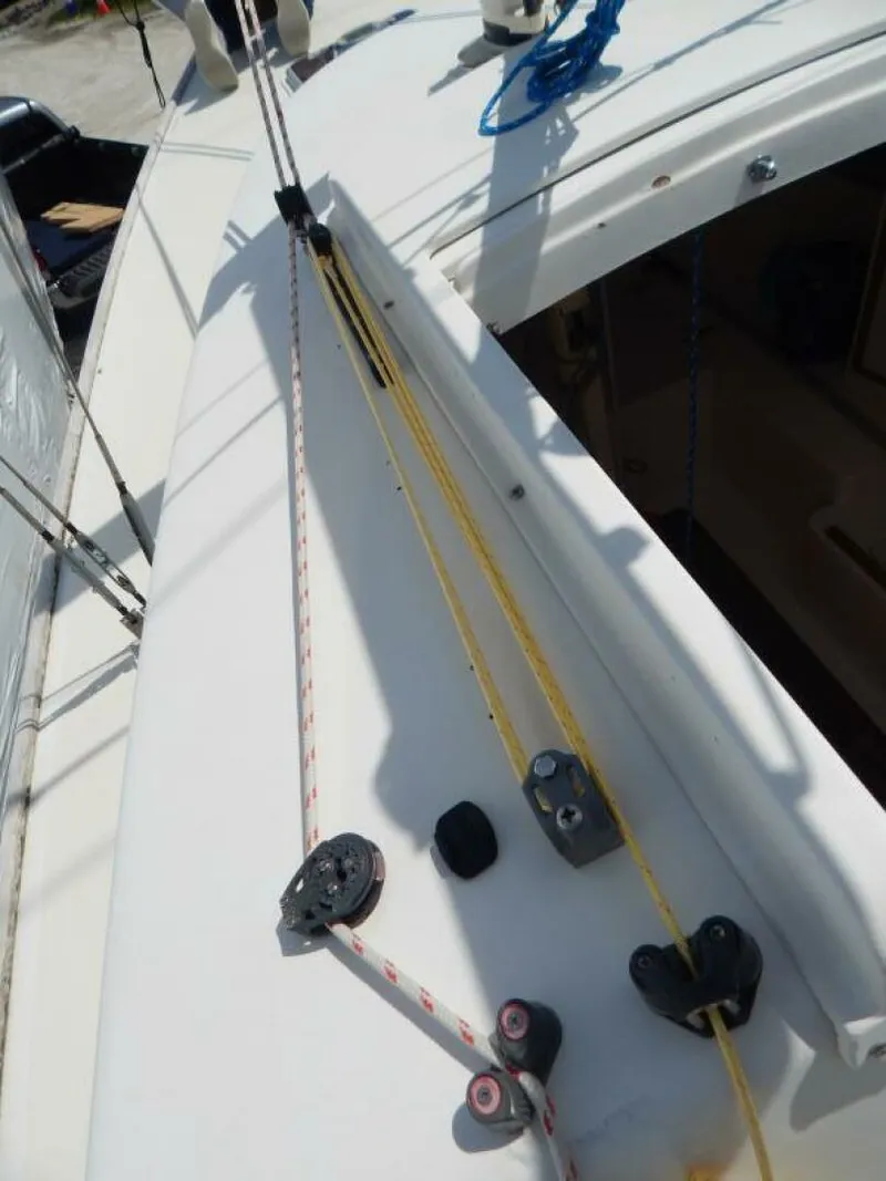 Slide: The Image of e Sailing Yachts E33 2008 - 5295020