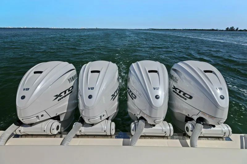 Slide: The Image of Grady White - Engines 2023 45 - Grady White - 5265608