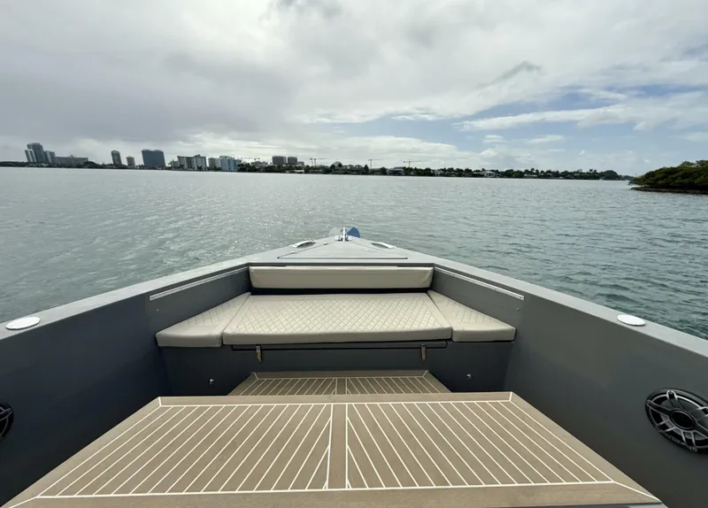 Slide: The Image of De Antonio D50 Coupé 2023 - 5265804