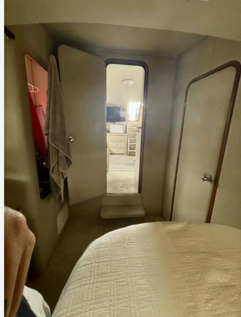 Slide: The Image of Chris-Craft 38 1987 - 5266323