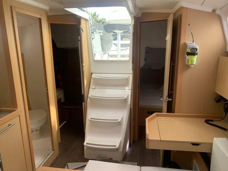 Slide: The Image of Beneteau Oceanis 35 2015 - 5410104