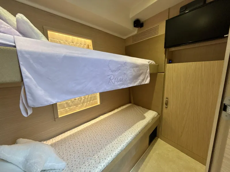 Slide: The Image of Beneteau Monte Carlo 5S 2017 - 5266595