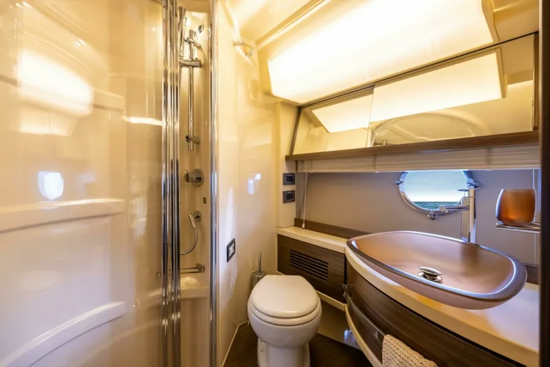Slide: The Image of Azimut 64 A/Sea - Interior Guest Stateroom Head 2015 Azimut 64 Flybridge A/Sea - 7651374